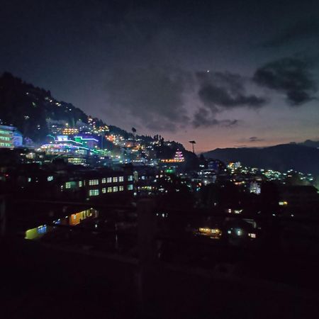 Hotel Pitstop Darjeeling - Excellent Service Recommended & Couple Friendly Екстериор снимка